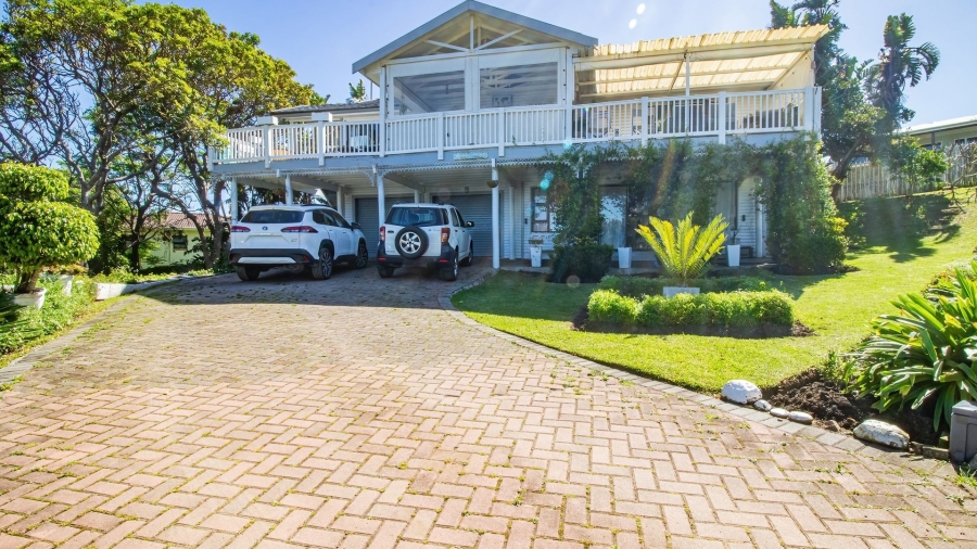 3 Bedroom Property for Sale in Sunrise On Sea Eastern Cape